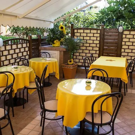Hotel Nelson Alba Adriatica