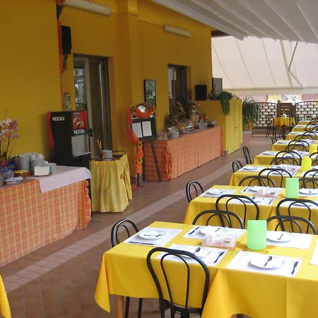 Hotel Nelson Alba Adriatica