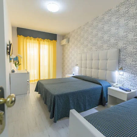 Nelson Hotel 3*