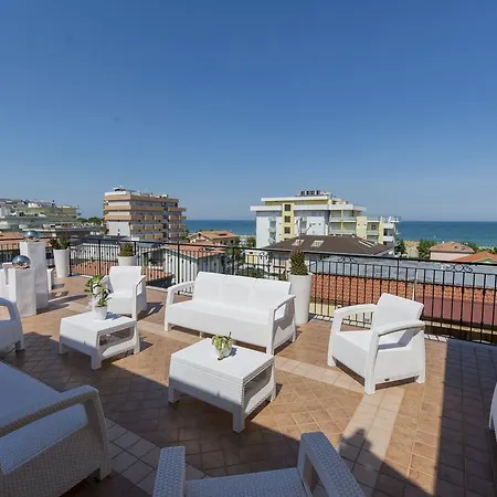 Nelson Hotel 3*